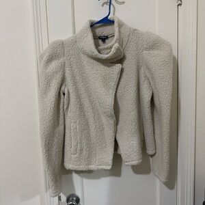 Express fleece jacket with somewhat puffy shoulders
Very soft and cute
